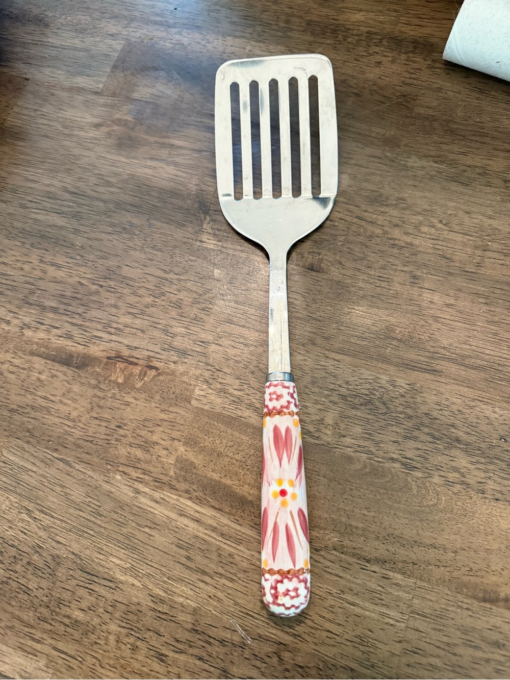 Temp-tations Old World Cranberry Slotted Spatula Ceramic Handle 12 3/8”